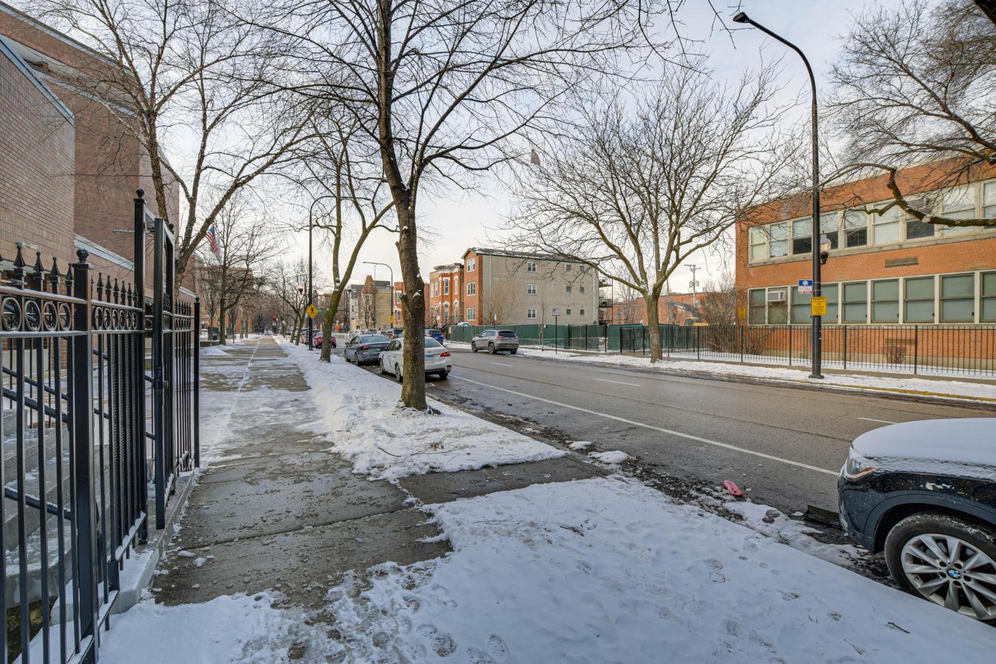 Spacious Condo With Deck About 3 Mi To Downtown Chicago! Esterno foto