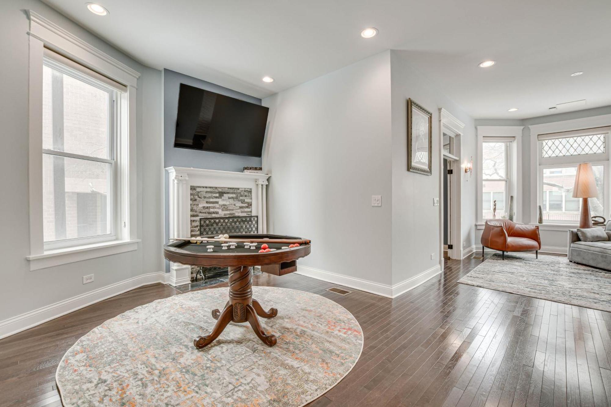 Spacious Condo With Deck About 3 Mi To Downtown Chicago! Esterno foto